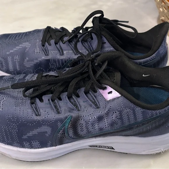 Set of Two Nike Air Zoom Pegasus Running Shoes Size 9. EUC - Picture 7 of 12
